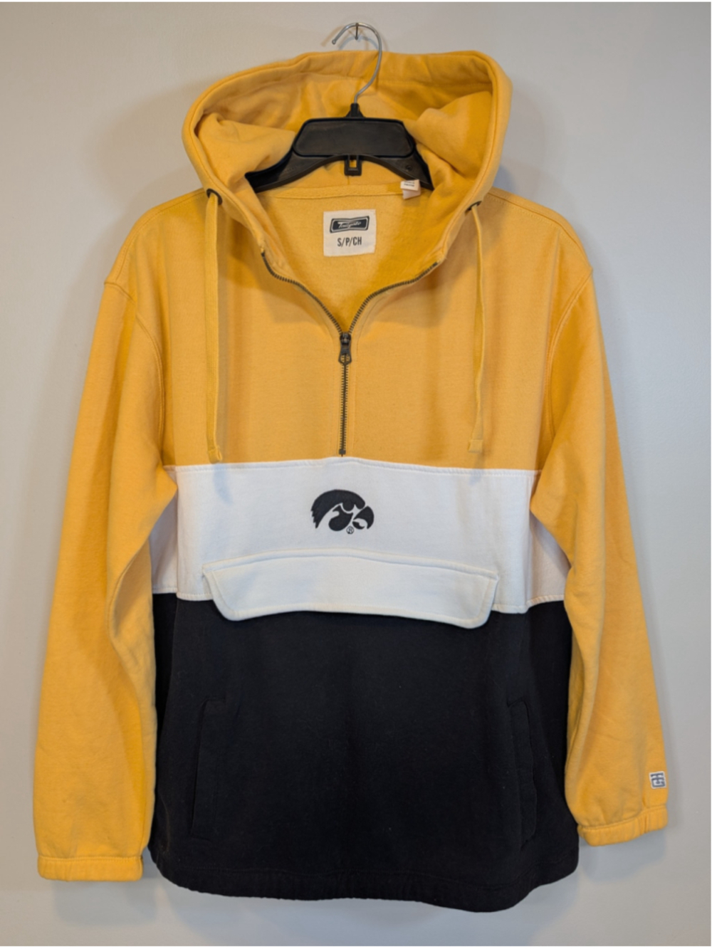 Tailgate Iowa Hawkeyes Colorblock Quarter-Zip Hoodie Black Gold Sweatshirt S